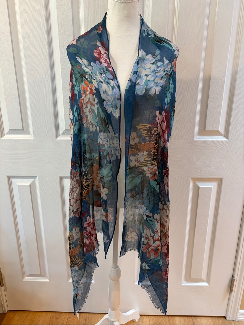 Talbots Blue Floral Dark Peacock Silk, Wool and Cashmere Blend Scarf/Wrap